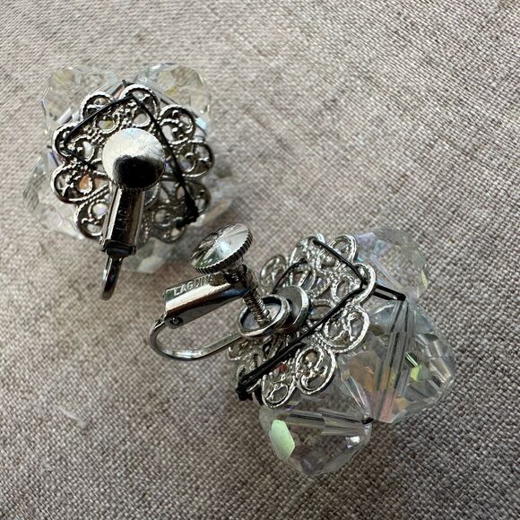 Vintage 1950's LAGUNA Sparkly AB Crystal Flower Cluster Screw Back Earrings 1" - Picture 5 of 12